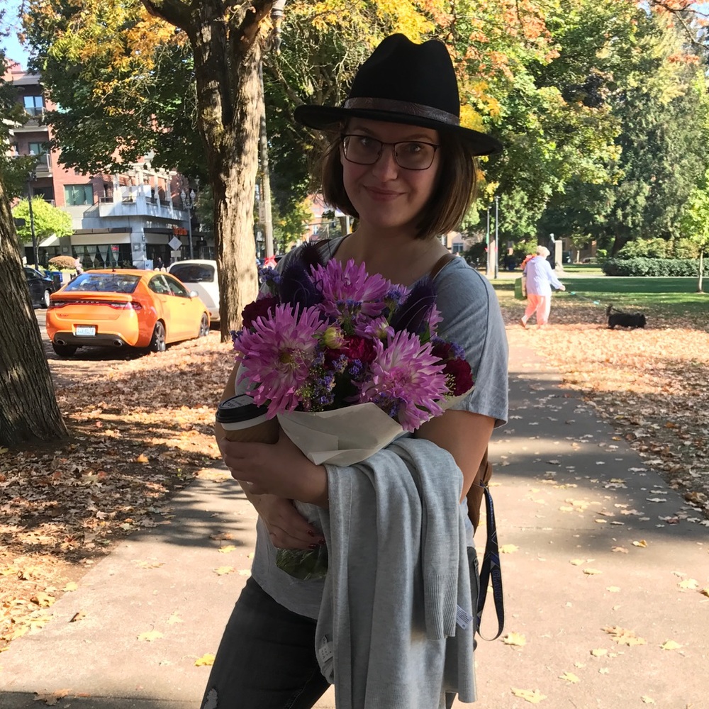 Meet your Posher, Tanya